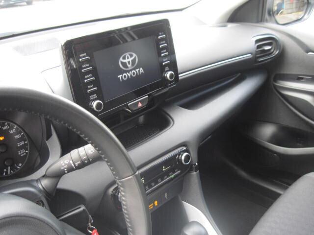 Toyota Yaris 1.5 Hybrid SOLO KM 20000 FATTURABILE FINANZIABILE