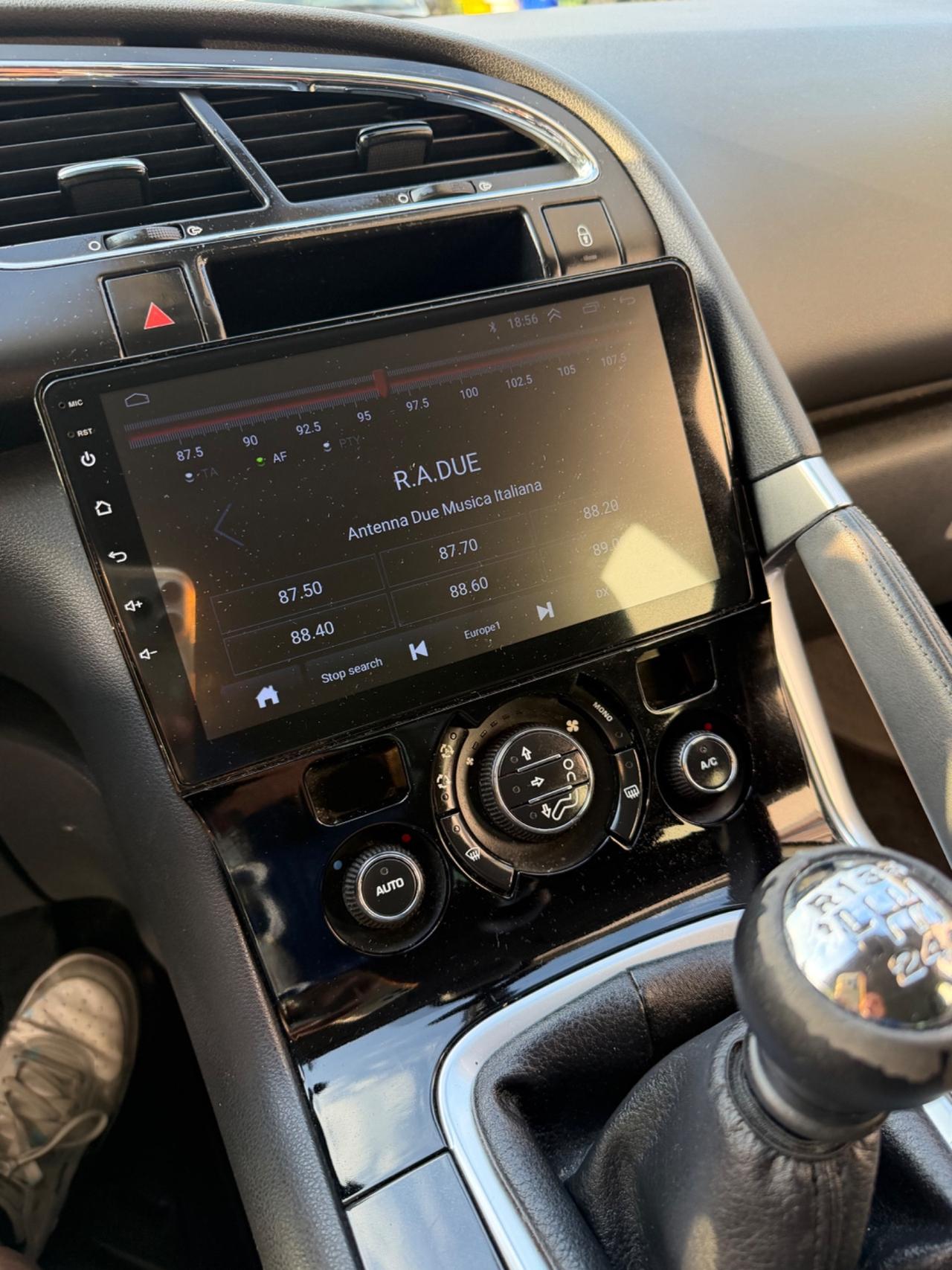Peugeot 3008 1.6 HDi 112CV Business