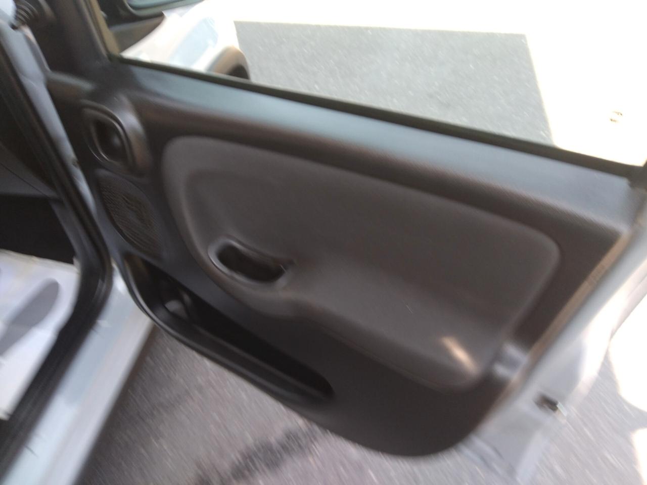 Fiat Panda 1.0 70cv FireFly S&S Hybrid x neopatentati
