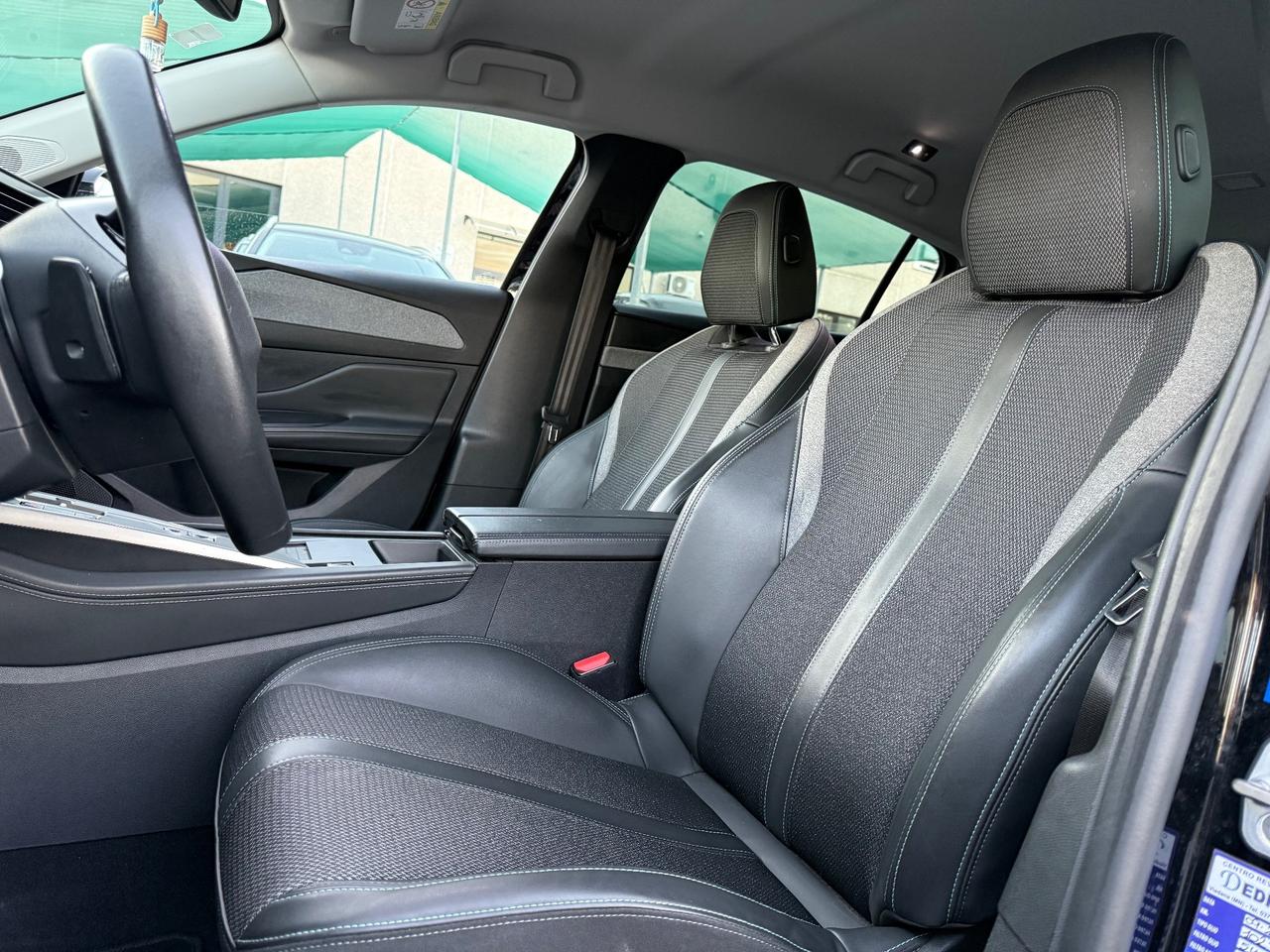 Peugeot 308 Berlina 1.5 130 S&S EAT8 Allure Pack