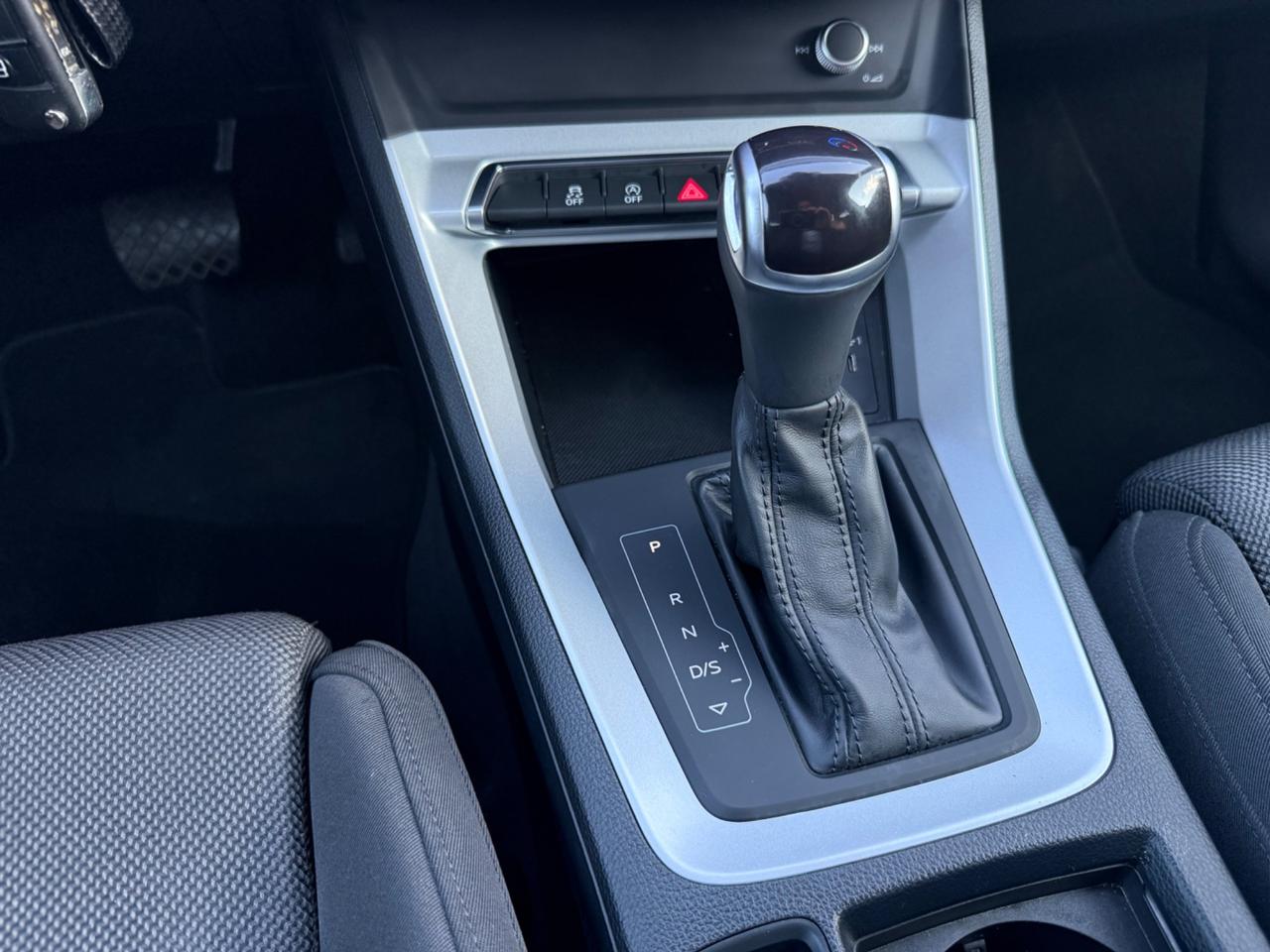 Audi Q3 35 TDI quattro S tronic Business Advanced
