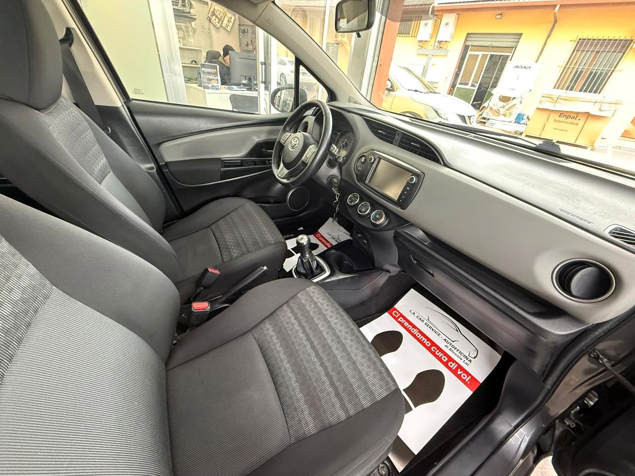 Toyota Yaris 1.0 5 porte Active