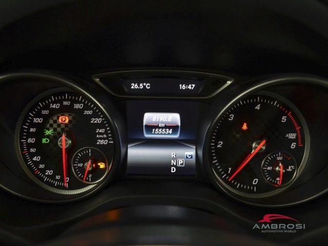 MERCEDES-BENZ A 180 180 d Automatic Premium