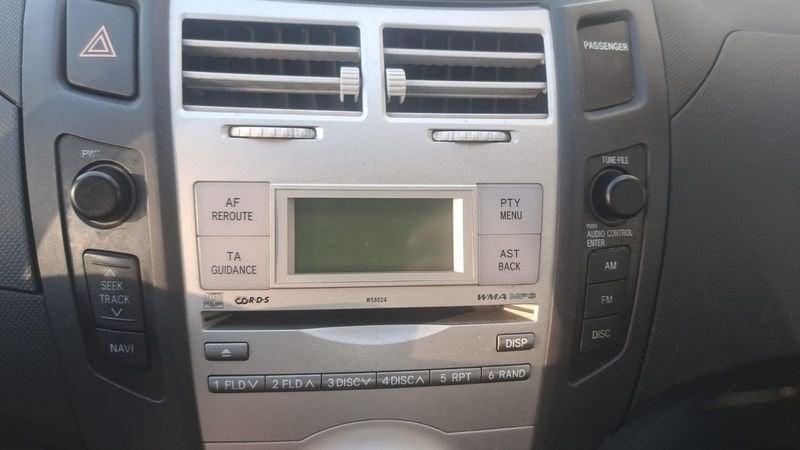 Toyota Yaris 1.4 D-4D SOL - CAMBIO AUTOMATICO