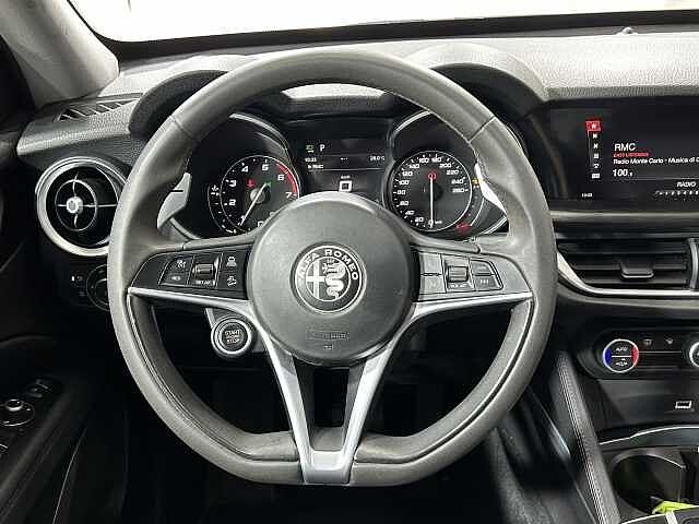 Alfa Romeo Stelvio 2.0 Turbo 200 CV AT8 Q4 B-Tech