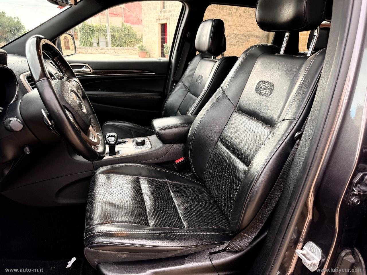 JEEP Gr. Cherokee 3.0 V6 CRD 250 MJT II Overl