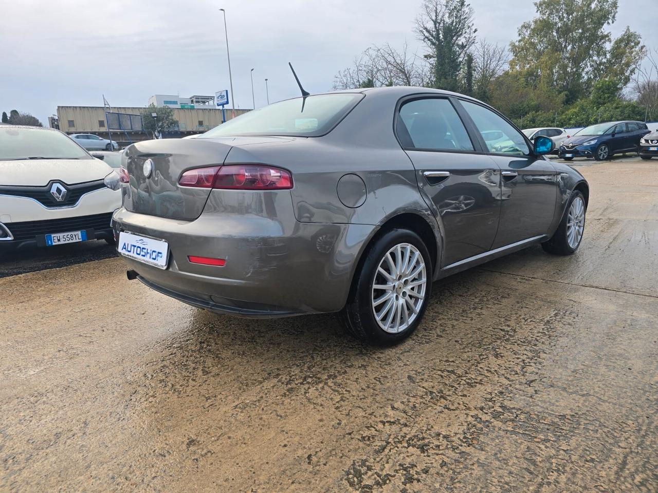 Alfa Romeo 159 1.9 JTDm 16V TI