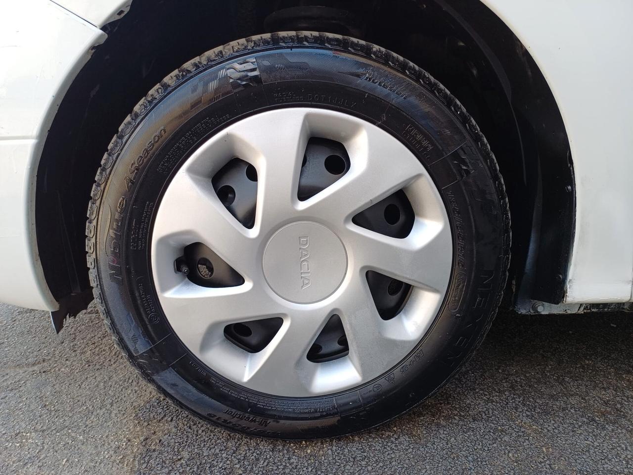 Dacia Sandero GPL DI SERIE Ottimo stato - 2015