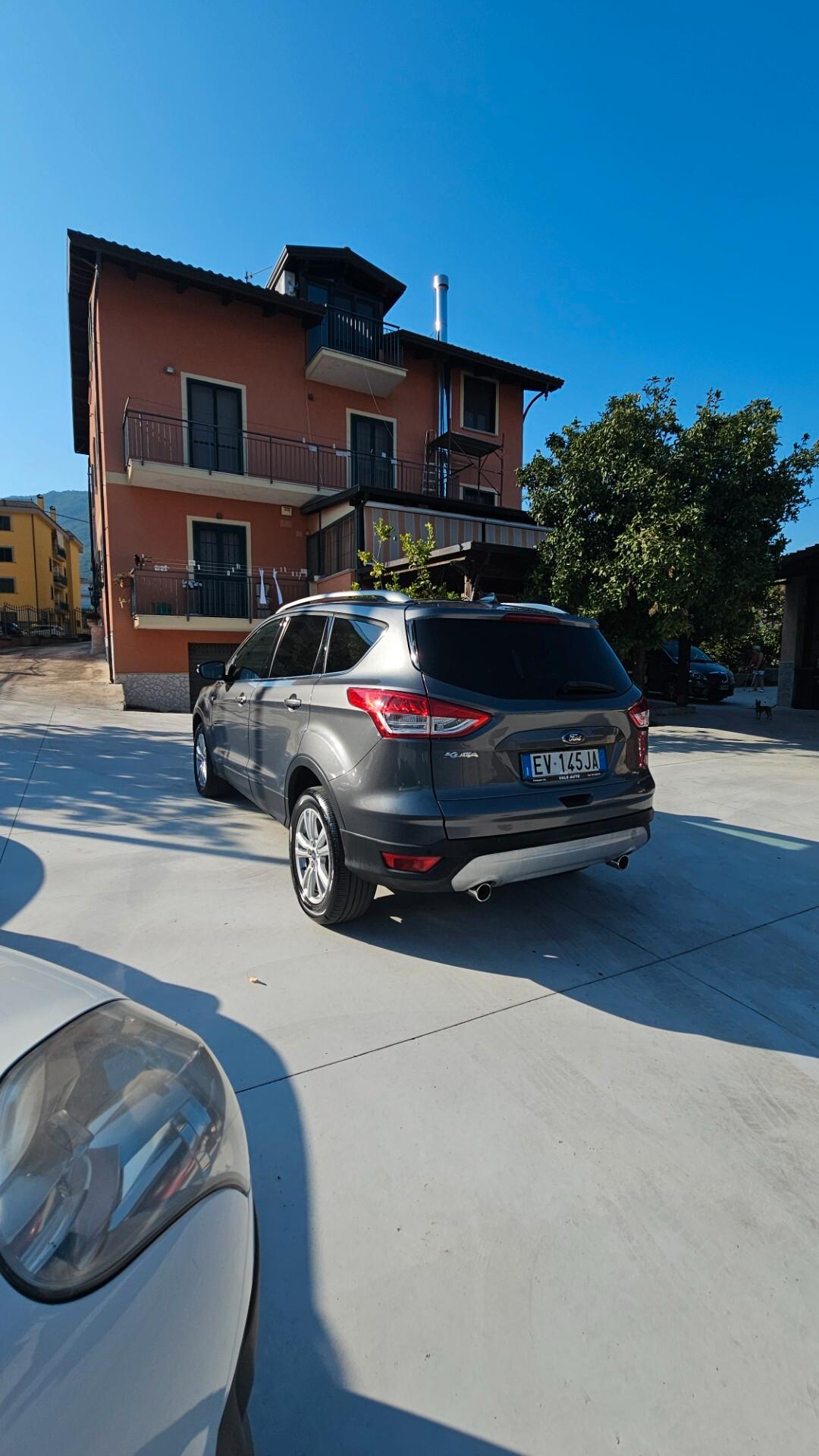 Ford Kuga 2.0 TDCI 163 CV 4WD Powershift Titanium
