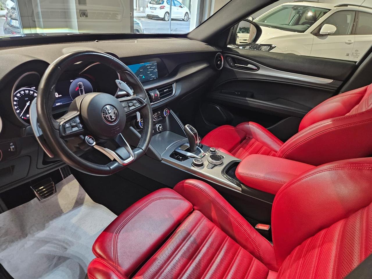 Stelvio 2.2d 210 CV AT8 Q4 Veloce Tetto 22K KM IVA ESP
