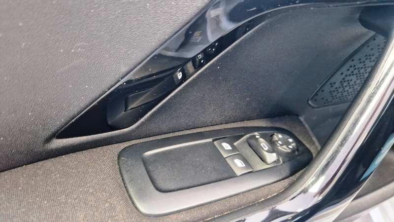 Peugeot 208 1.4 HDi 68 CV Business