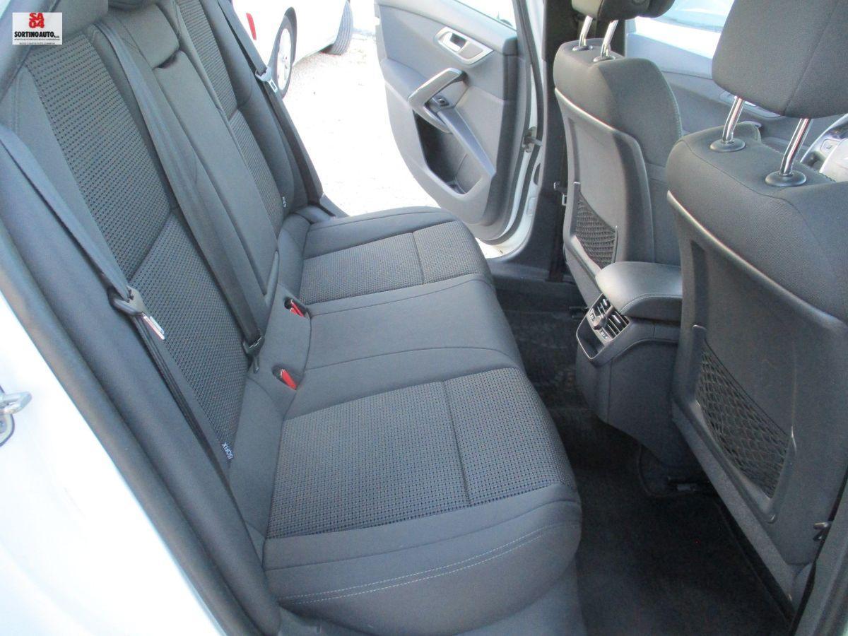 PEUGEOT 508 BlueHDi 120 EAT6 S&S SW Allure-2017