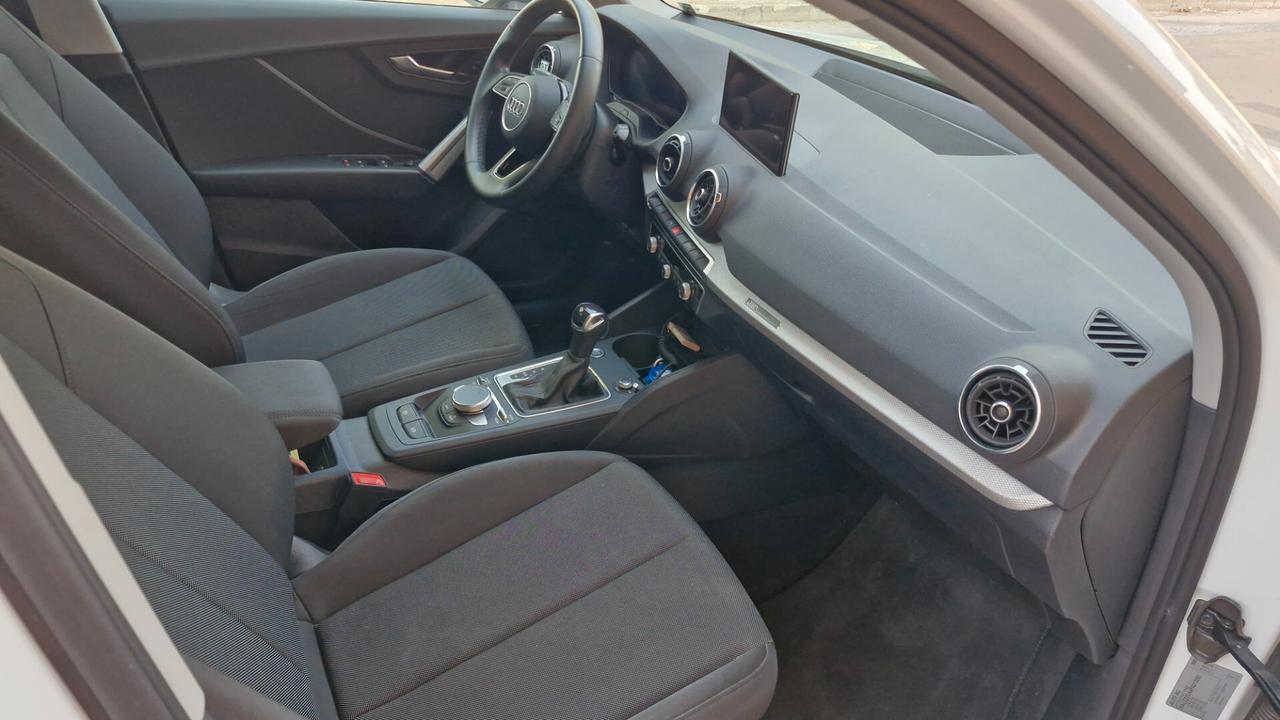 Audi Q2 30 TDI Admired Advanded