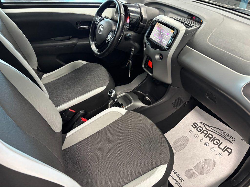 Toyota Aygo 5 Porte Automatica MMT 1.0 Benzina 5 Porte x-business
