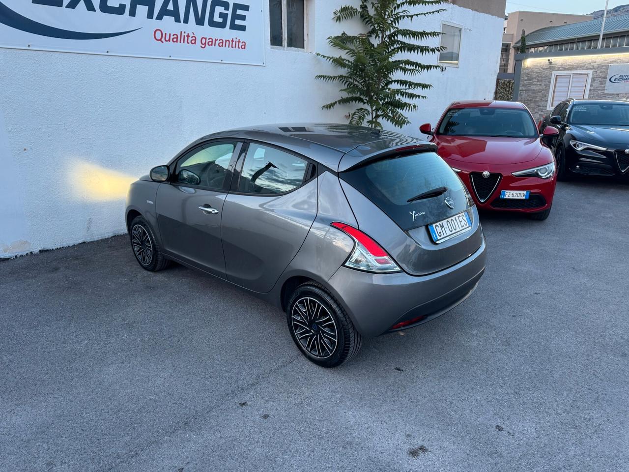 Lancia Ypsilon 1.0 FireFly 5 porte S&S Hybrid Silver Plus