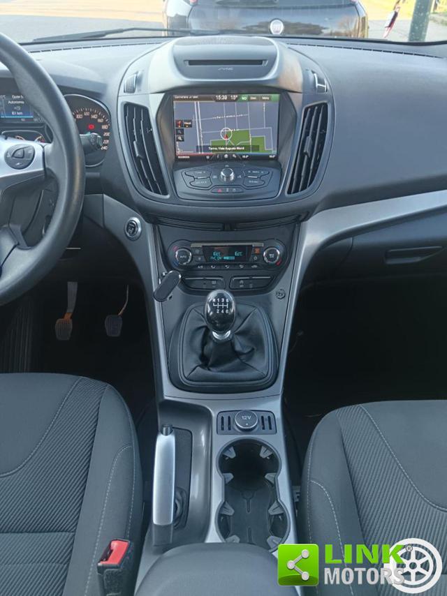 FORD Kuga 2.0 TDCI 120 CV S&S 2WD Titanium