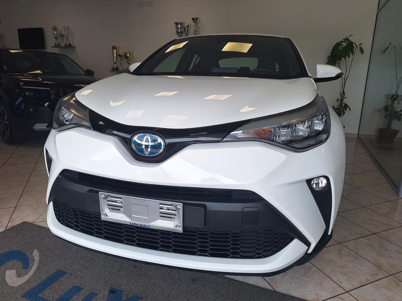 Toyota C-HR 1.8 Hybrid E-CVT Business