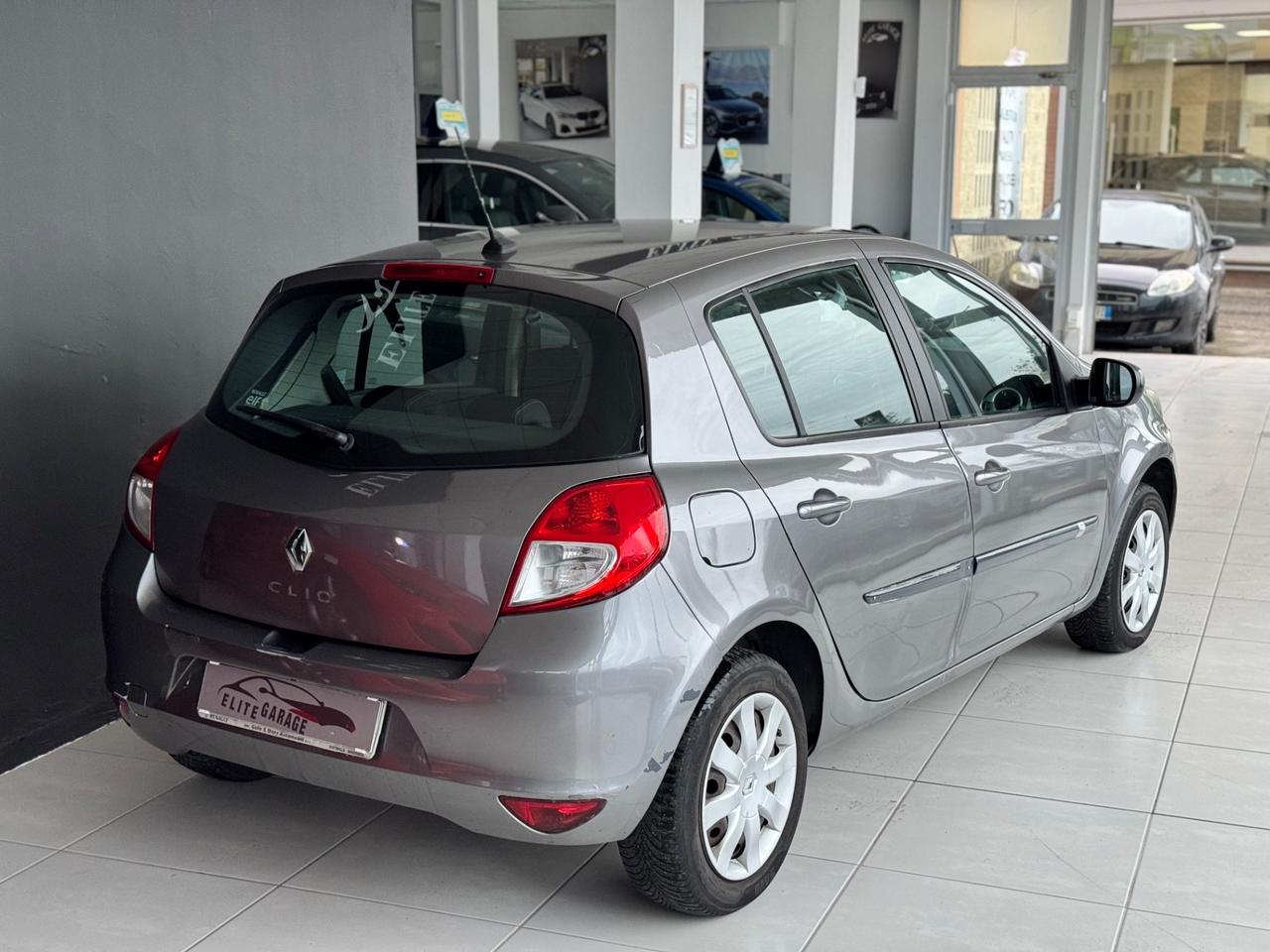 Renault Clio 1.2 16V 5 porte Dynamique