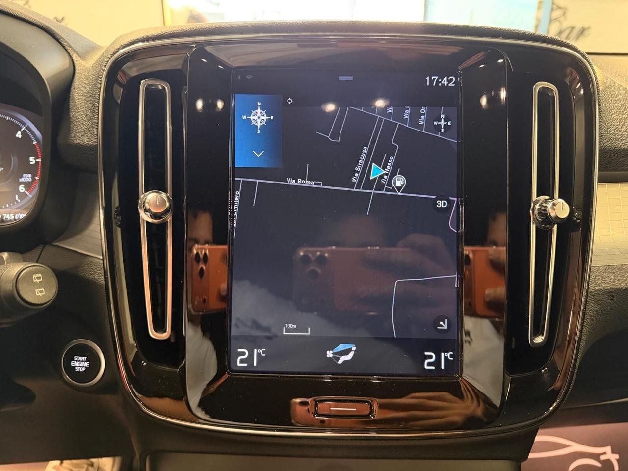 VOLVO XC 40 D3 GEARTRONIC 2.0 150CV PELLE NAVI CAM ANNO 2020