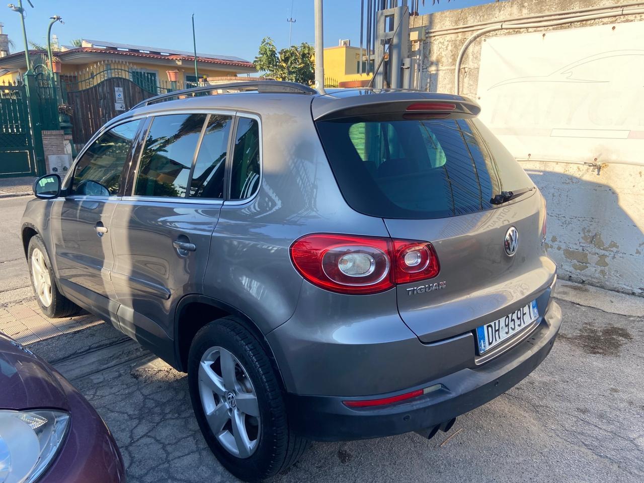 Volkswagen Tiguan 2.0 16V TDI DPF Trend & Fun (18°)