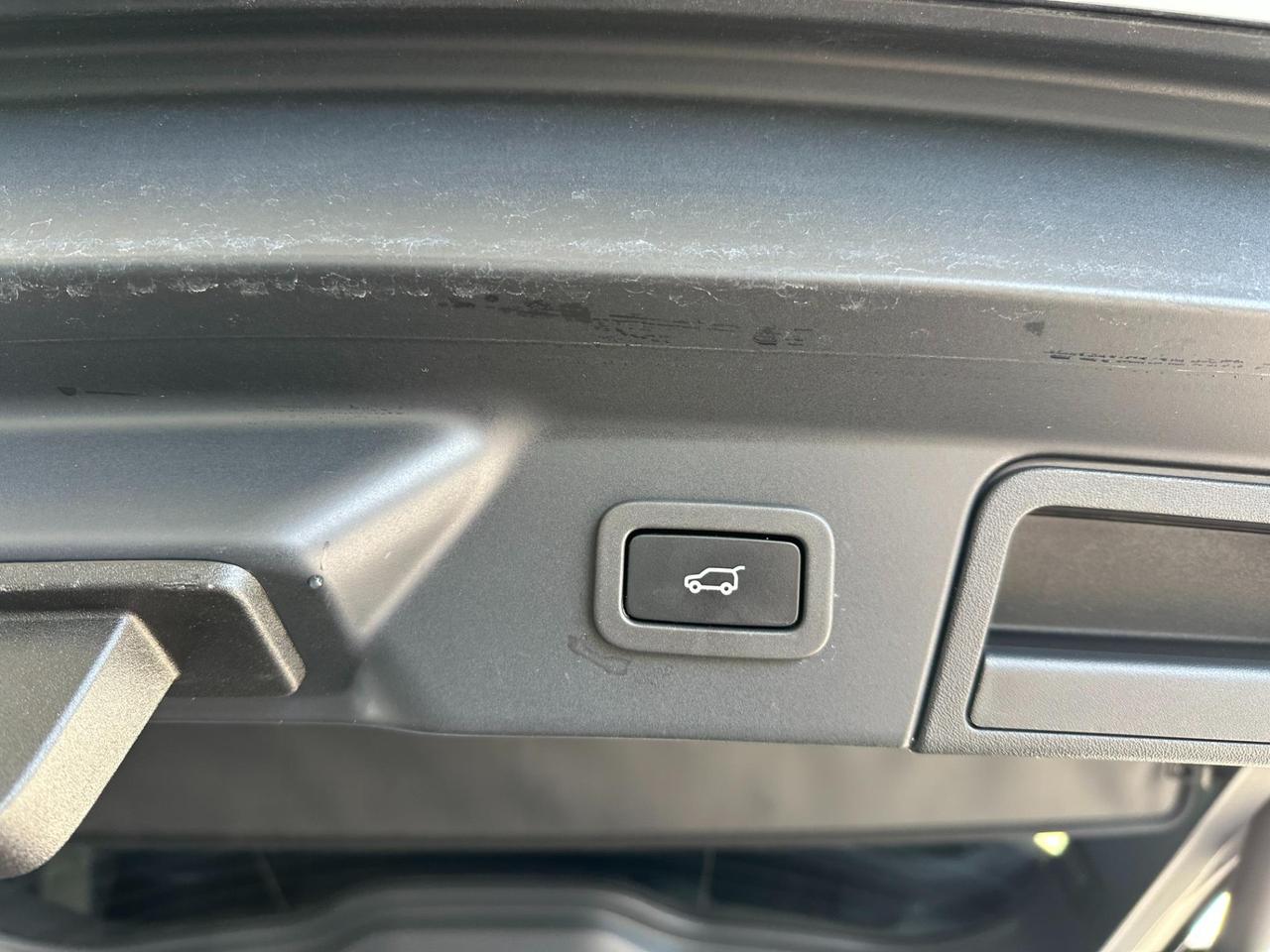 Land Rover Range Rover Velar 3.0d i6 mhev R-Dynamic HSE 4wd 300cv auto