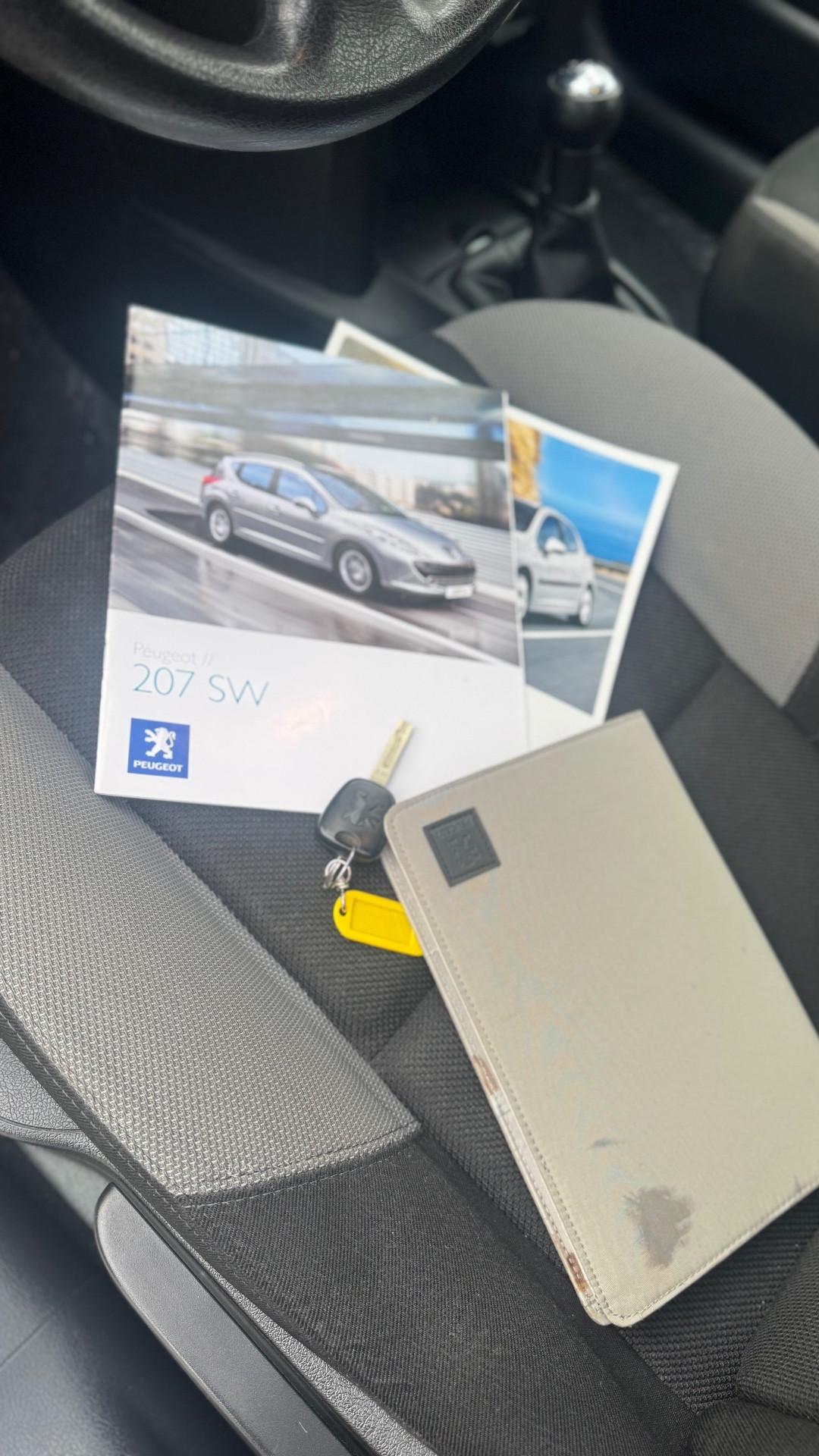 Peugeot 207 1.4 VTi 95CV SW XS Ciel