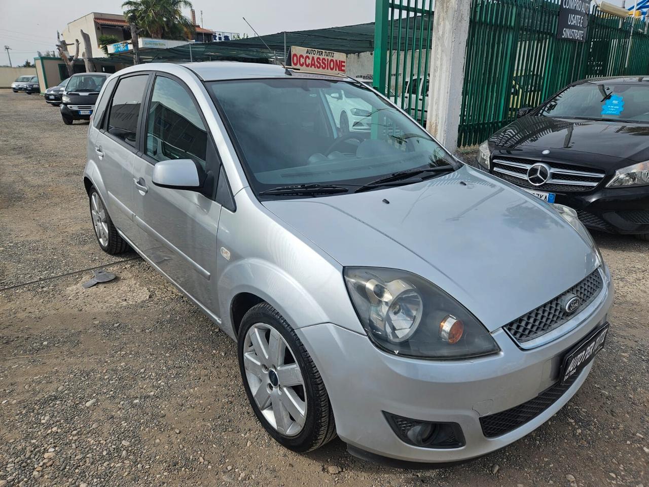 Ford Fiesta 1.4 TDCi 5p