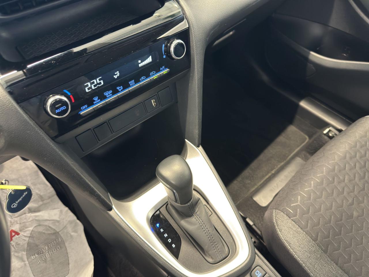 Toyota Yaris Cross 1.5h Active fwd 116cv e-cvt