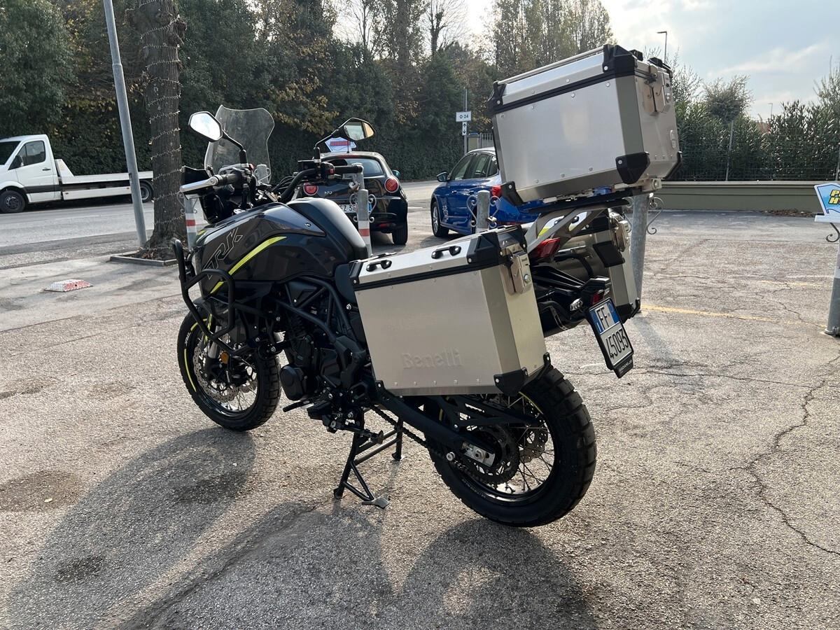 Benelli TRK 702 x