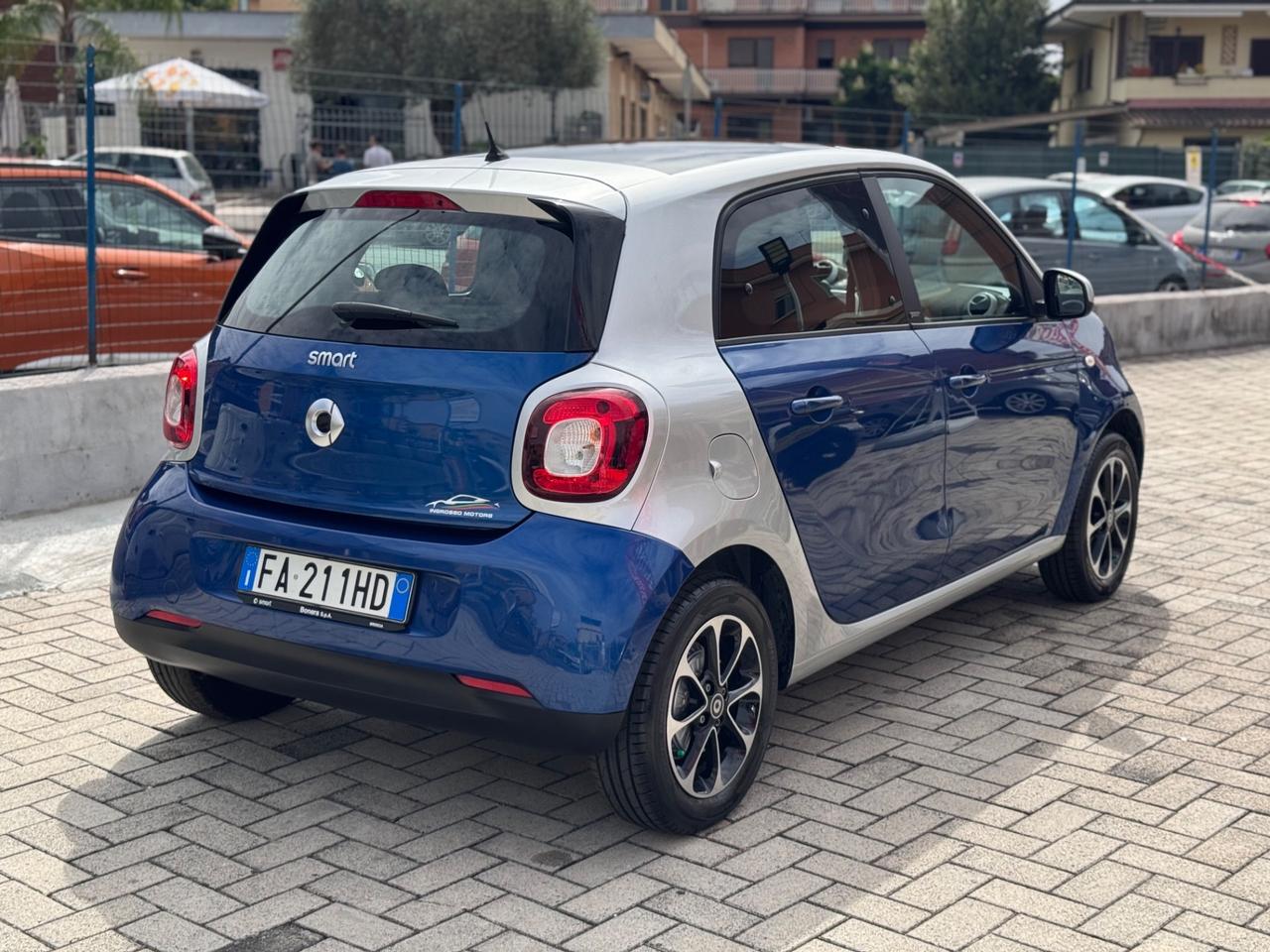 Smart ForFour