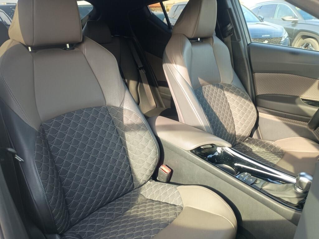 Toyota C-HR 1.8 Hybrid E-CVT Lounge