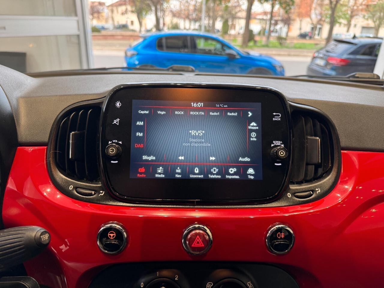 Fiat 500 1.0 Hybrid Lounge "NAVI"