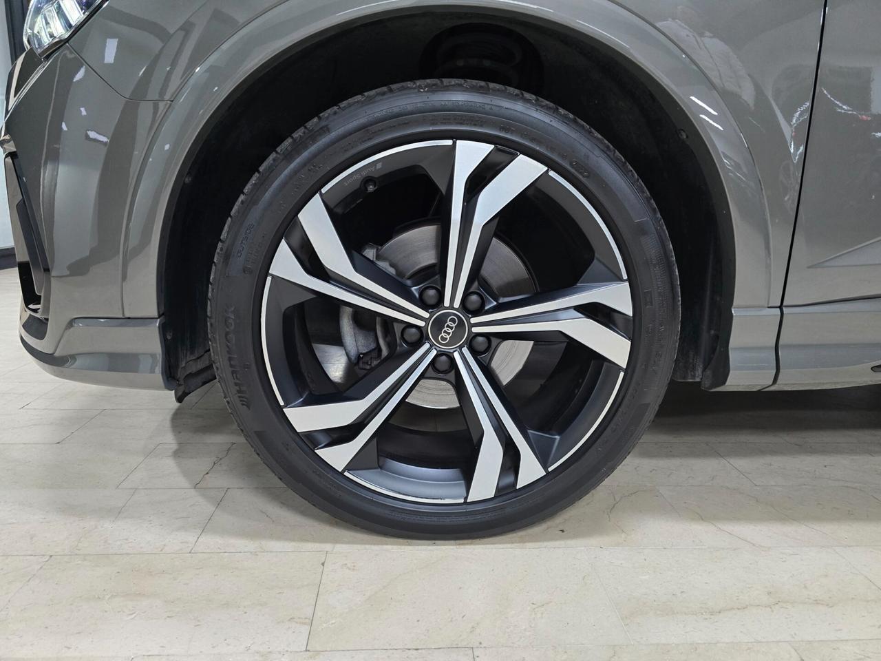 Audi Q3 SPB 35 TDI S tronic line (Tetto)