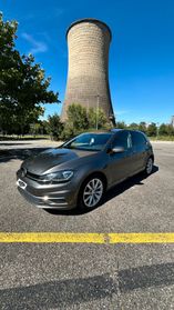Volkswagen Golf 7.5 Restyling 1.6 TDI 115 CV, euro 6B, ok Neopatentati, Virtual Cockpit ,FULL OPTIONAL .