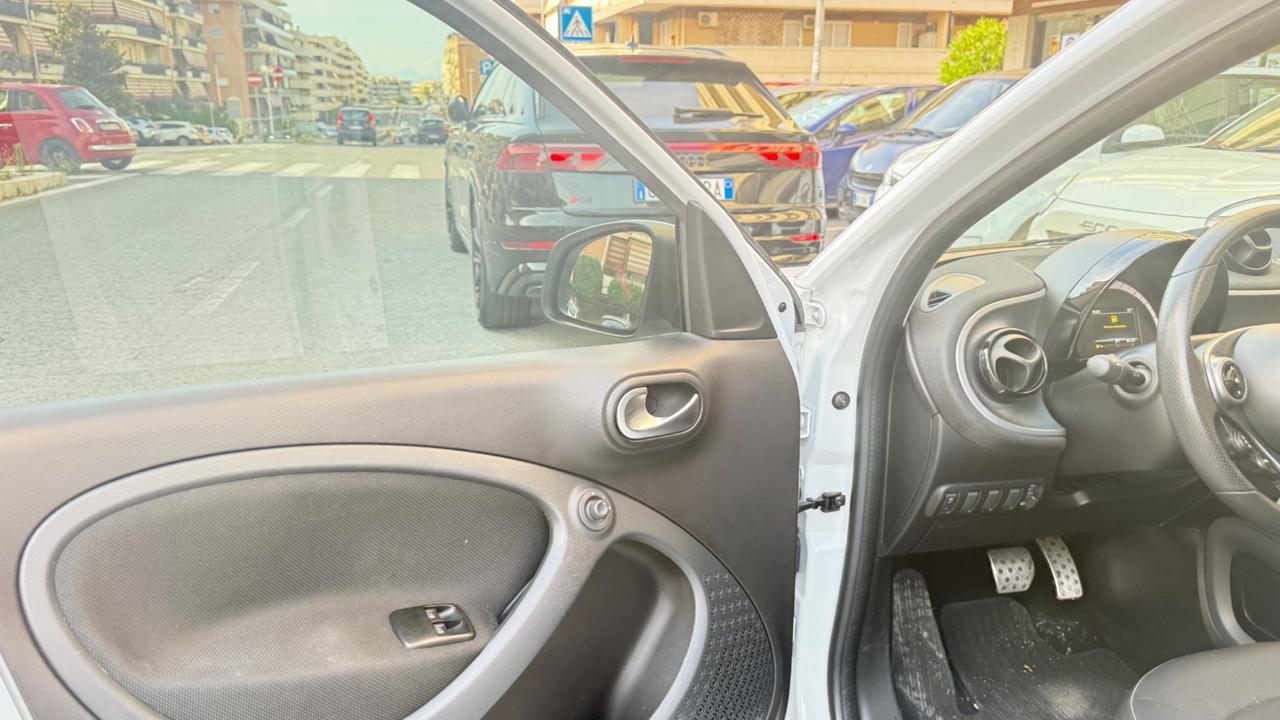 Smart ForFour 90 0.9 Turbo twinamic Passion CABRIO LED NAVI KAMERA CERCHI 16 PDC BLUETOOTH PACK SPORT