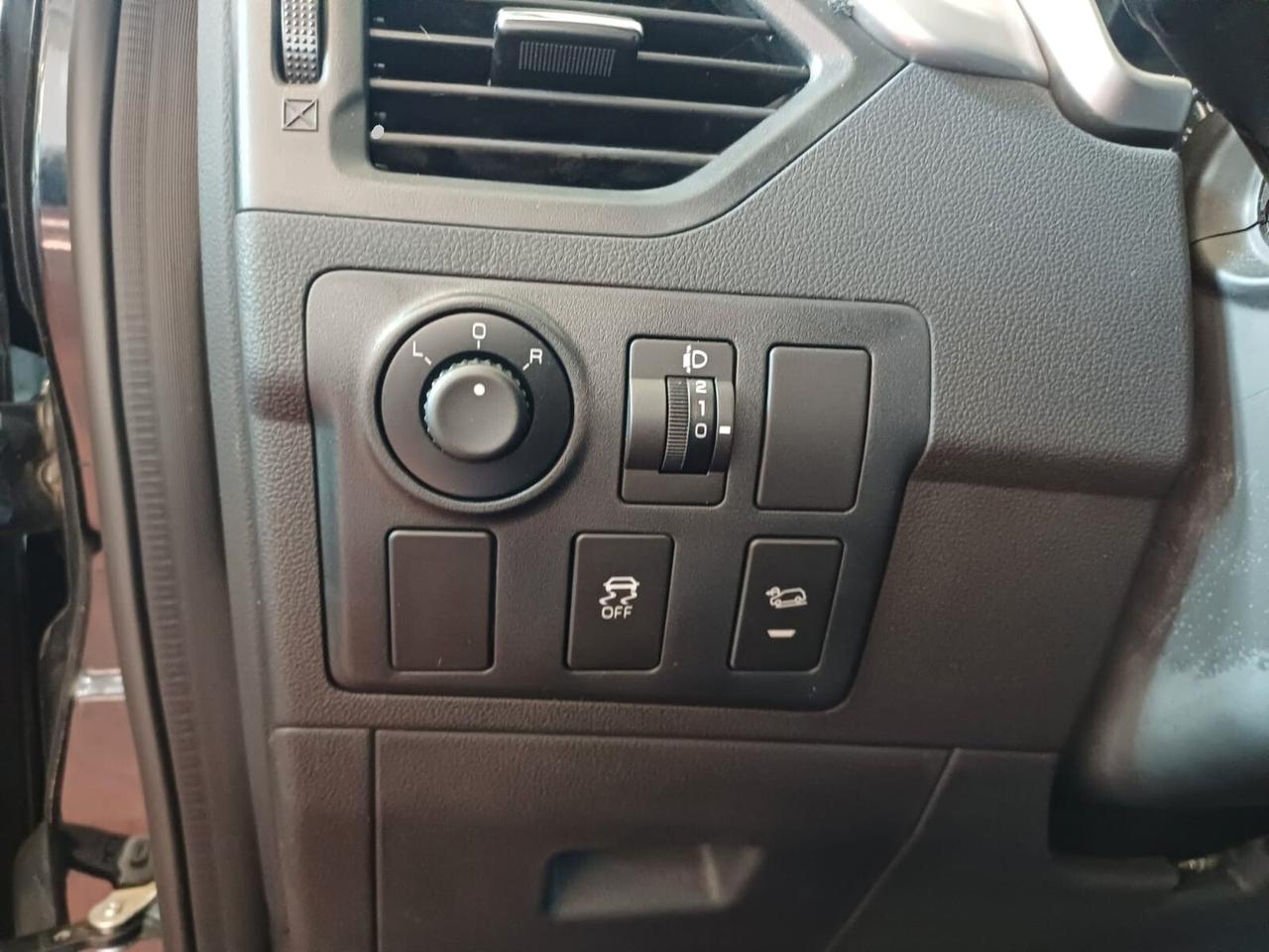 Mahindra KUV100 1.2 VVT K6+ | da €160 al mese