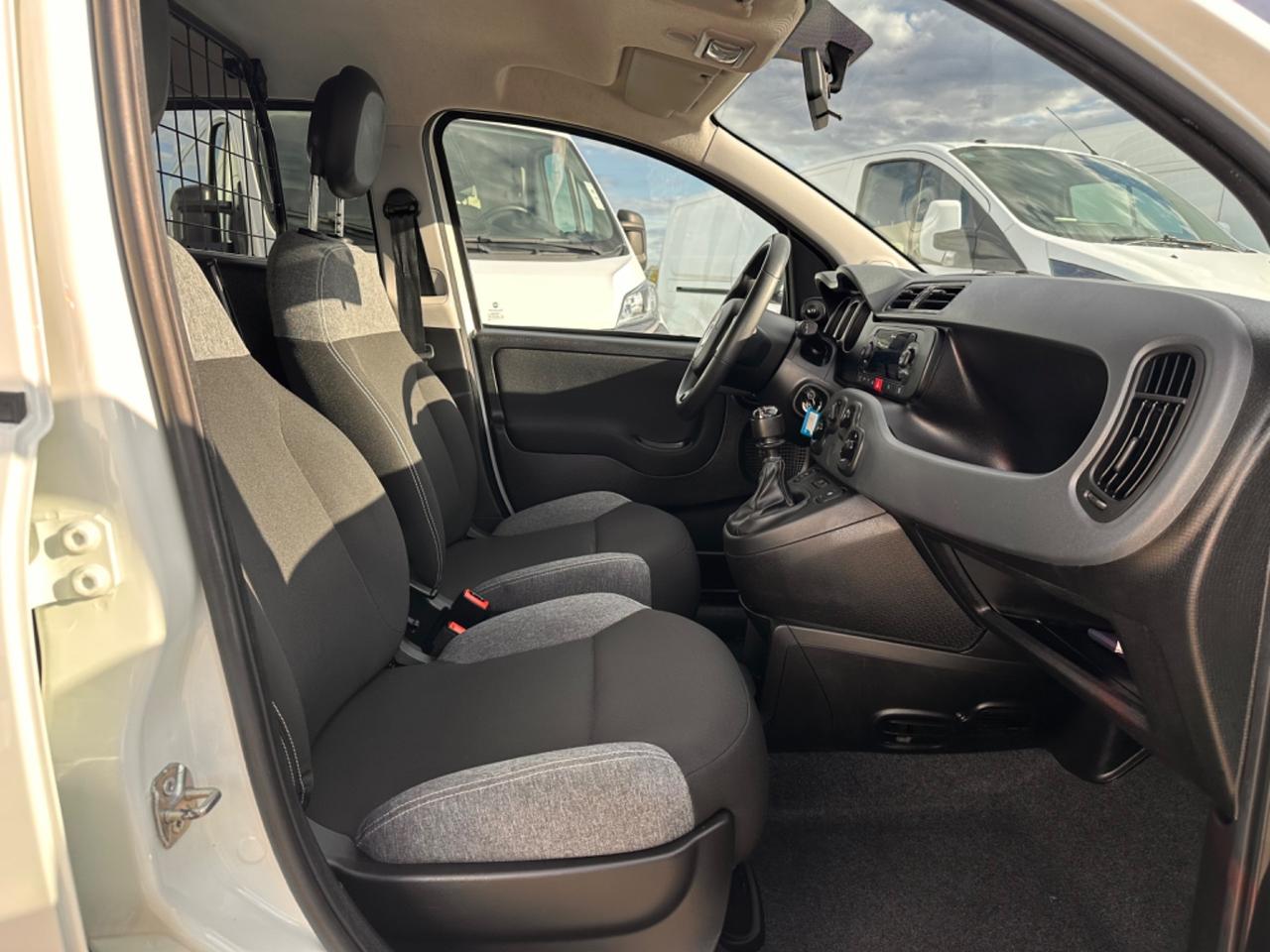 Fiat Panda 1.0 GSE S&S Hybrid Pop Van 2 posti