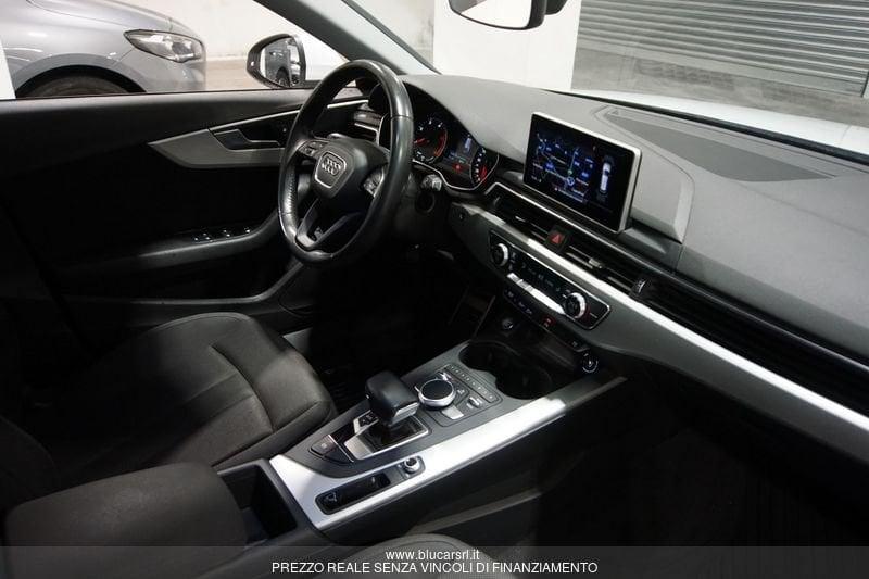 Audi A4 A4 Avant 2.0 TDI 150 CV S tronic Sport