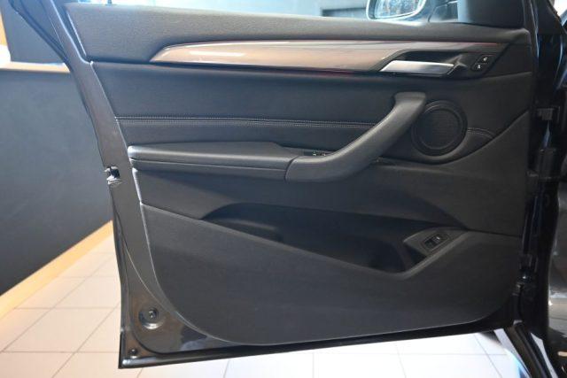 BMW X1 SDRIVE 18d SPORT BLACKLINE AUT.NAVI LED18"TEL FULL
