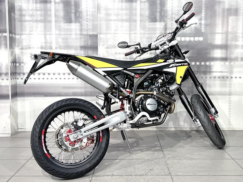 Fantic Motor XMF 125 Motard Performance
