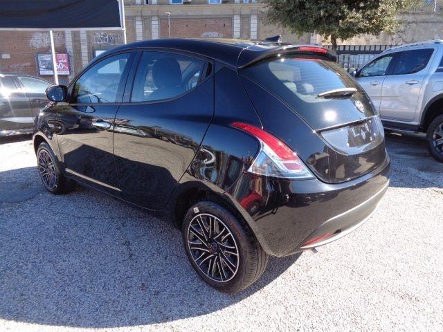 LANCIA Ypsilon 1000 HYBRID ORO 70CV 5 POSTI ITALIA