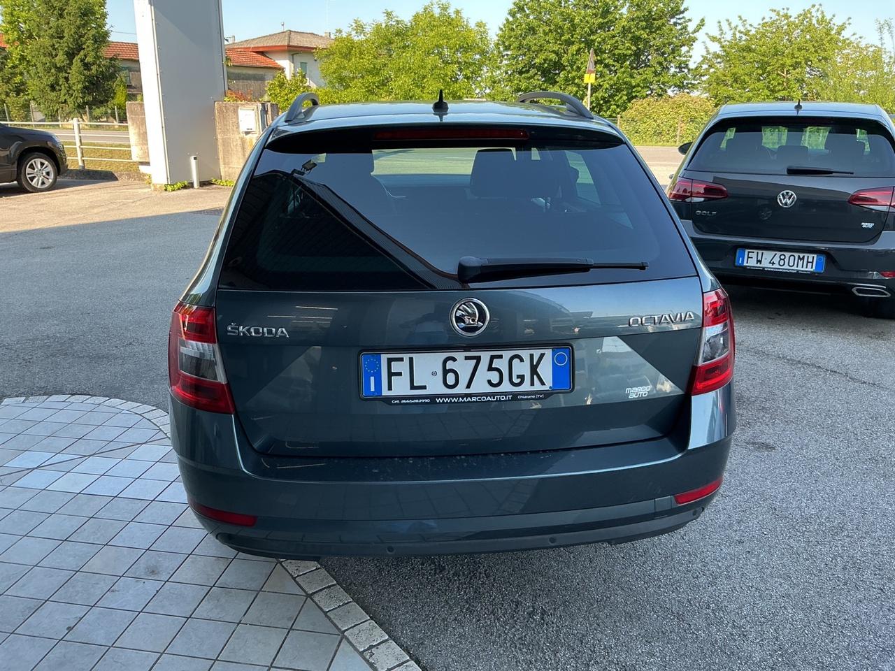 Skoda Octavia 1.6 Diesel Automatica Neopatentati