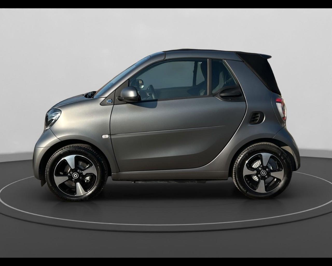 SMART Fortwo III 2020 Cabrio - Fortwo Cabrio eq Passion 4,6kW