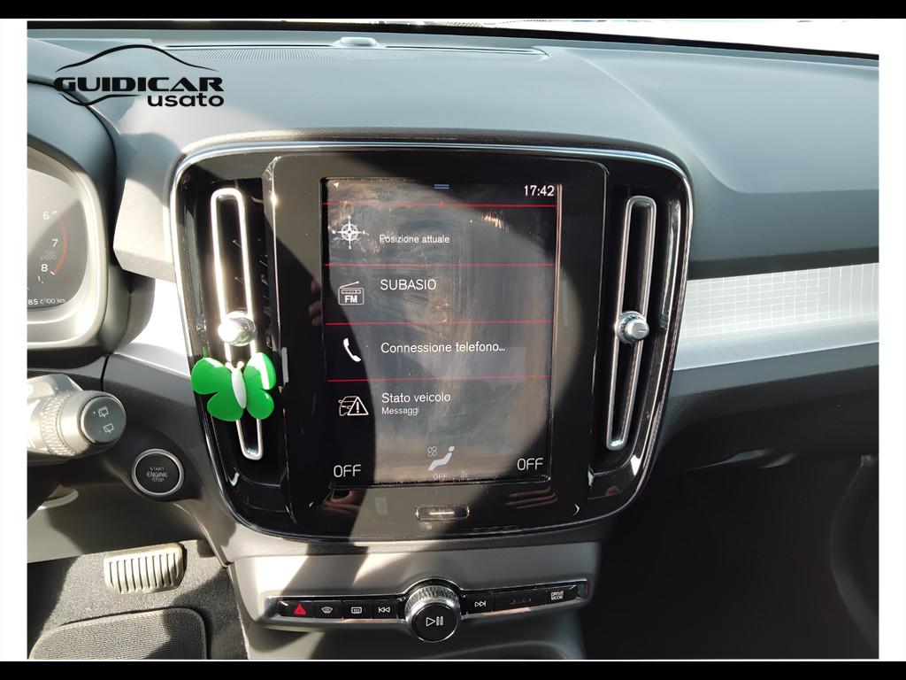 VOLVO XC40 - XC40 1.5 t2 Momentum Pro auto my21