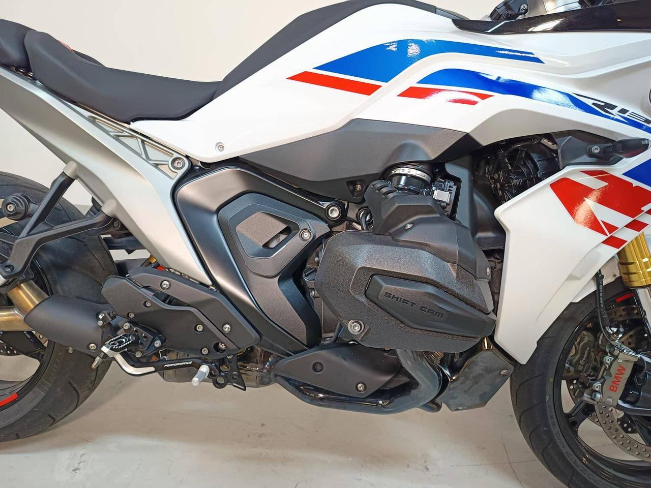 BMW R 1300 RS Performance