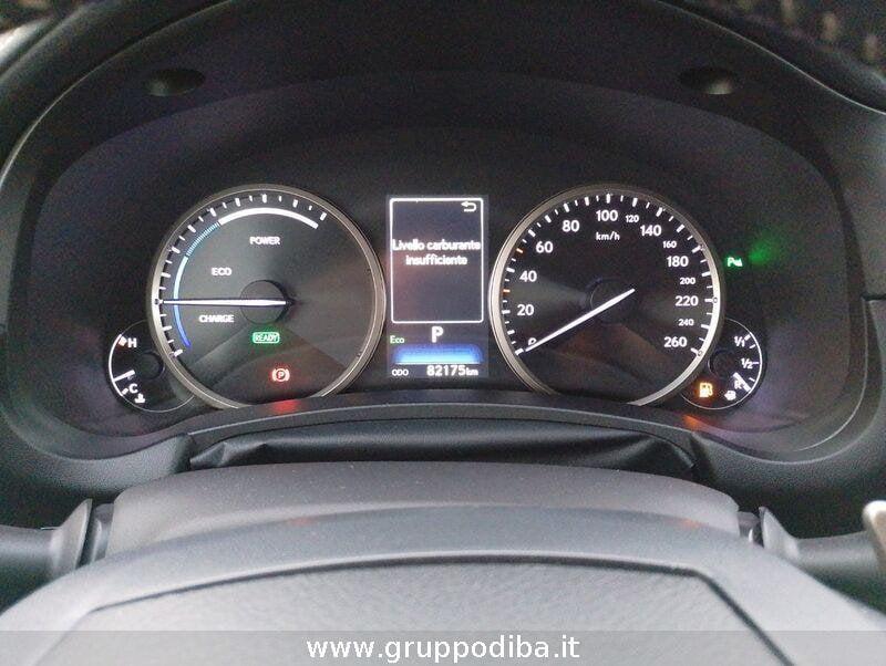 Lexus NX I 2018 300h 2.5 Luxury 4wd cvt