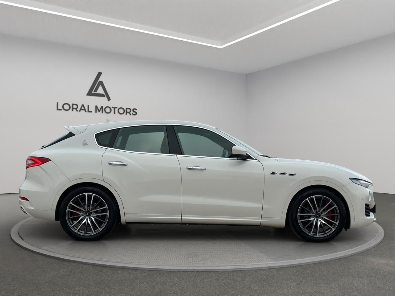 Maserati Levante V6 Diesel 275 CV AWD