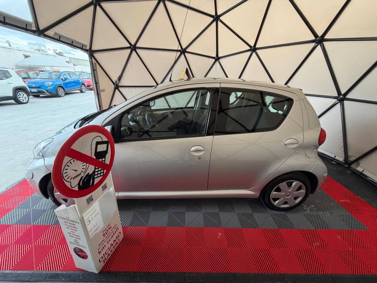 Toyota Aygo 1.0 12V VVT-i 5 porte Now
