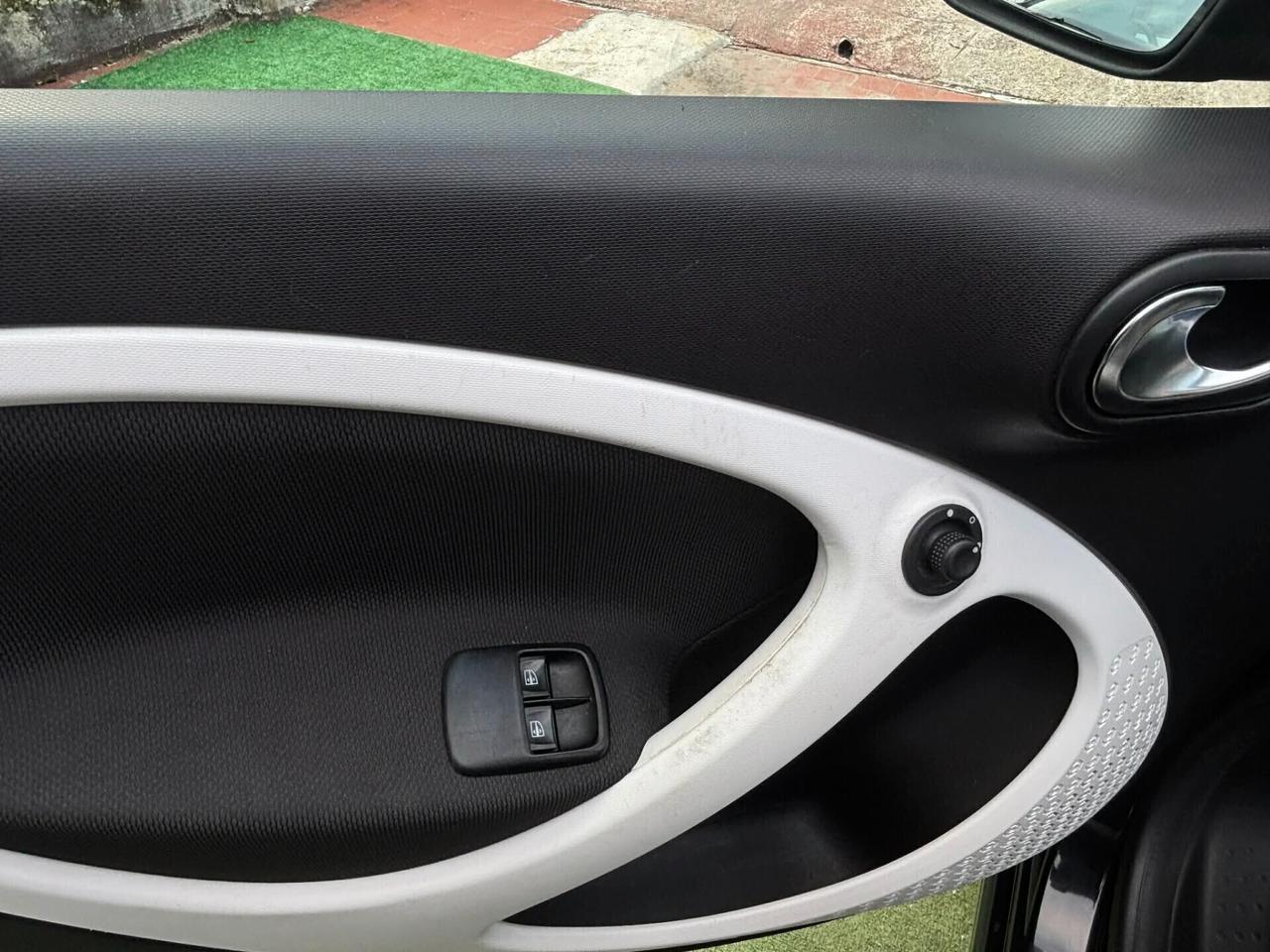 Smart ForFour 1.0 71 CV Total Black Cabrio