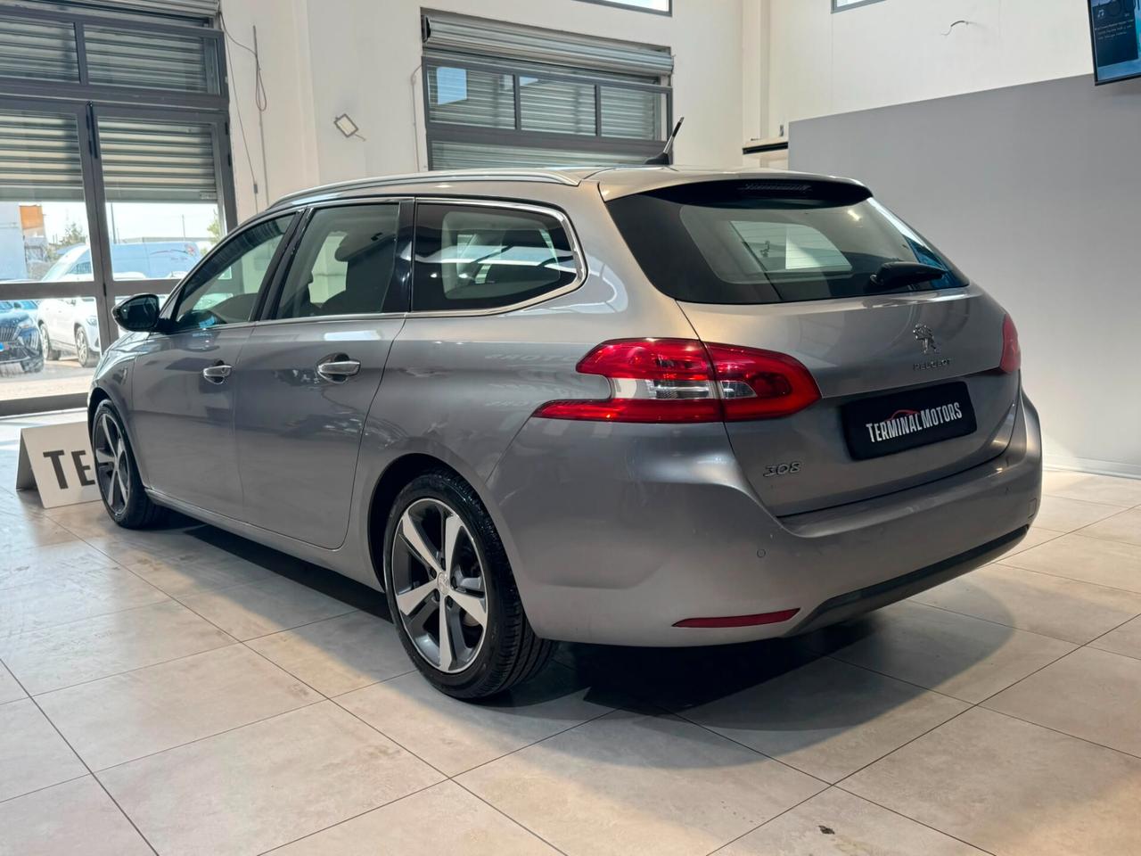 Peugeot 308 SW 1.6 HDI 115cv ALLURE
